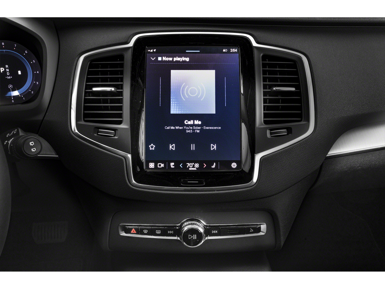 2024 Volvo XC90 Core Bright Theme