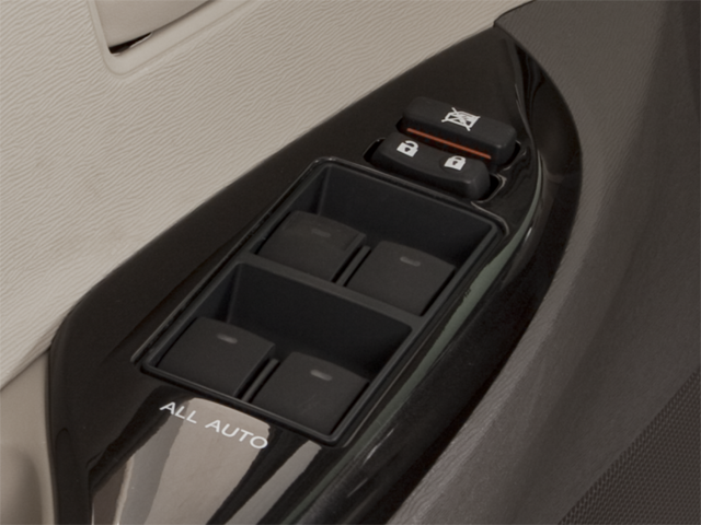 2012 Toyota Sienna LE AAS