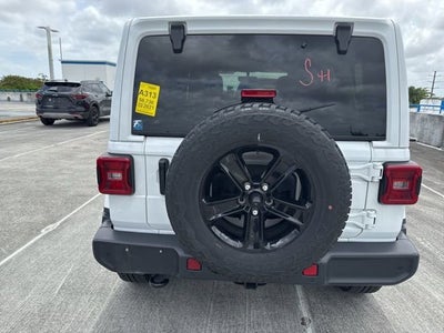 2021 Jeep Wrangler Unlimited Sahara Altitude