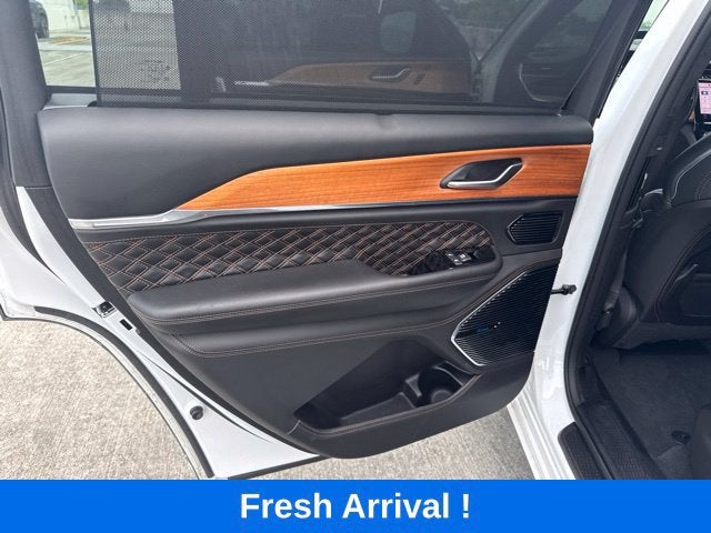 2023 Jeep Grand Cherokee L Summit Reserve