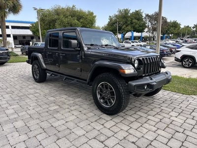 2021 Jeep Gladiator Willys Sport