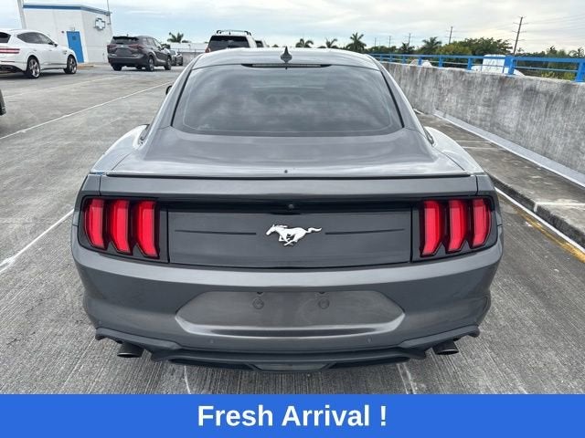 2021 Ford Mustang EcoBoost