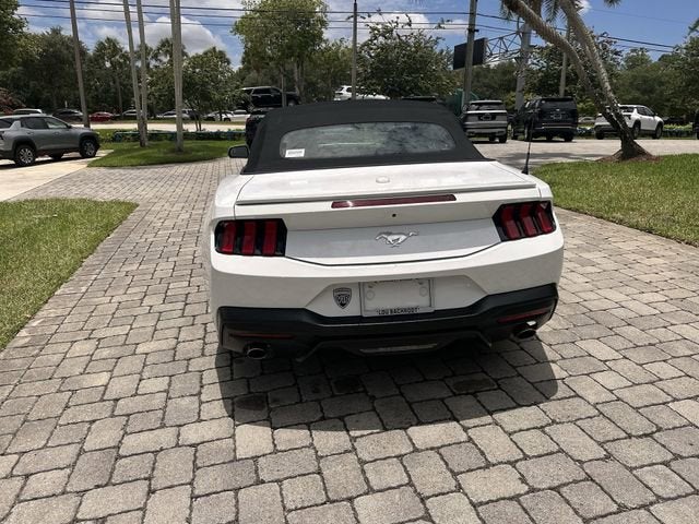 2024 Ford Mustang EcoBoost