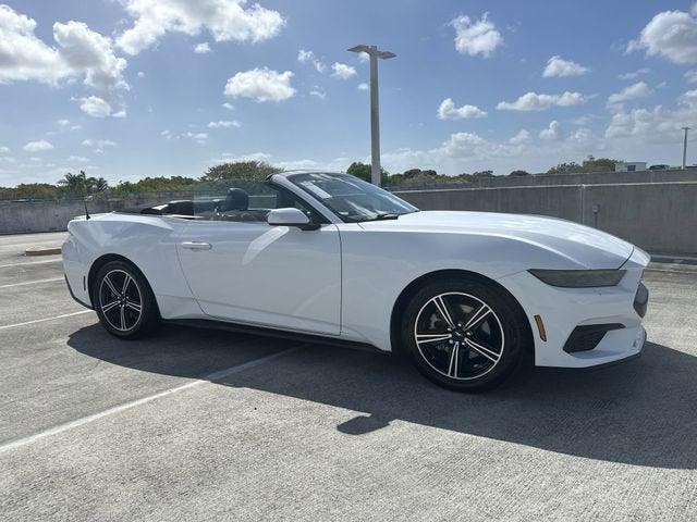 2025 Ford Mustang EcoBoost