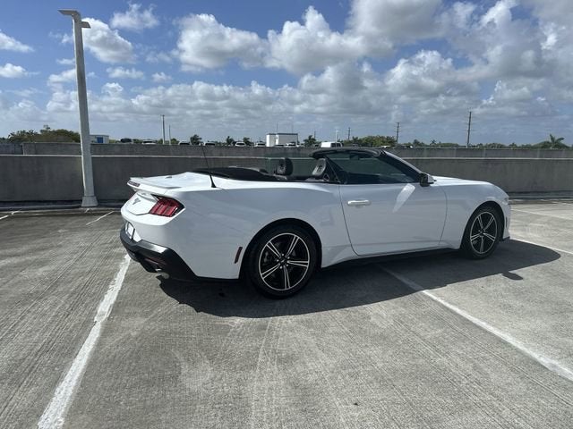 2025 Ford Mustang EcoBoost