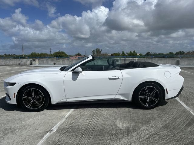 2025 Ford Mustang EcoBoost