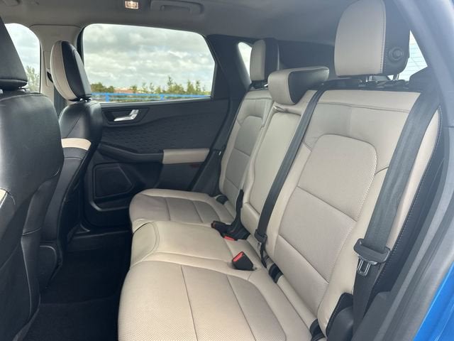 2020 Ford Escape Titanium Hybrid