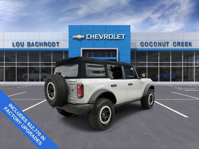 2023 Ford Bronco Base