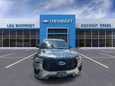 2025 Ford Explorer ST-Line