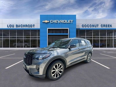 2025 Ford Explorer ST-Line