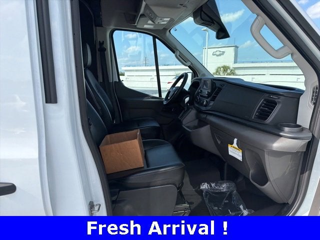 2025 Ford Transit Cargo Van Base