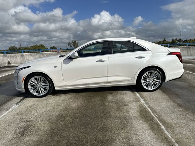 2023 Cadillac CT4 Premium Luxury