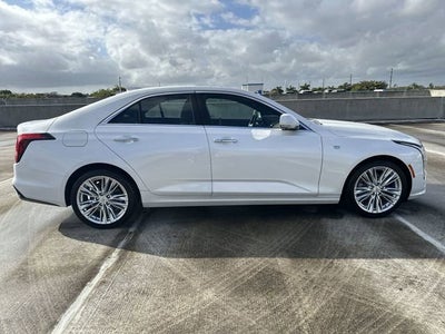 2023 Cadillac CT4 Premium Luxury