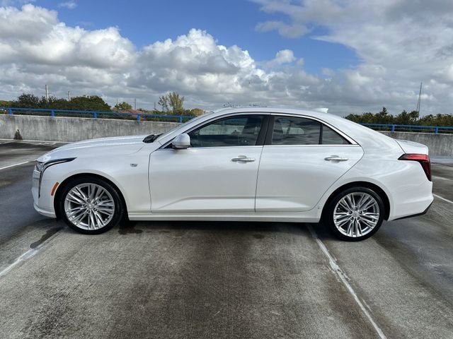 2023 Cadillac CT4 Premium Luxury