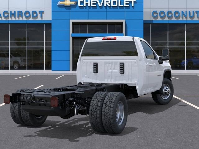 2025 Chevrolet Silverado 3500 HD Chassis Cab Work Truck