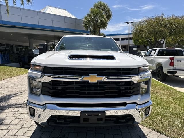 2025 Chevrolet Silverado 3500 HD LT