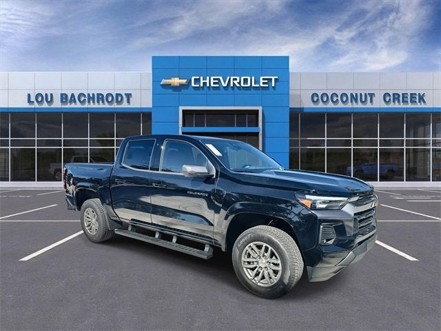 2025 Chevrolet Colorado WT/LT