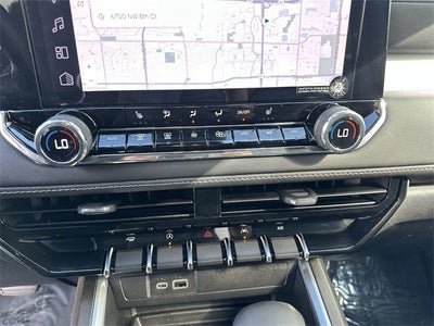 2025 Chevrolet Colorado WT/LT