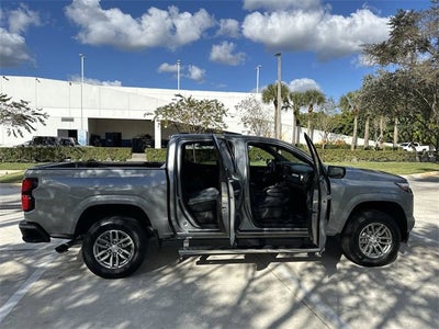 2025 Chevrolet Colorado WT/LT