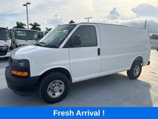 2025 Chevrolet Express Cargo WT