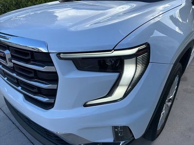 2024 GMC Acadia Elevation