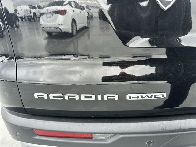 2024 GMC Acadia Elevation