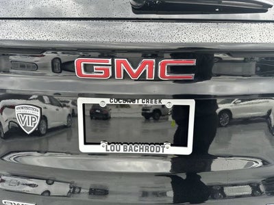 2024 GMC Acadia Elevation