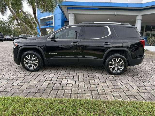 2023 GMC Acadia SLE