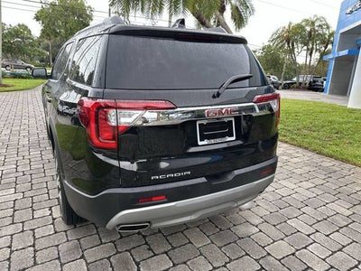 2023 GMC Acadia SLE