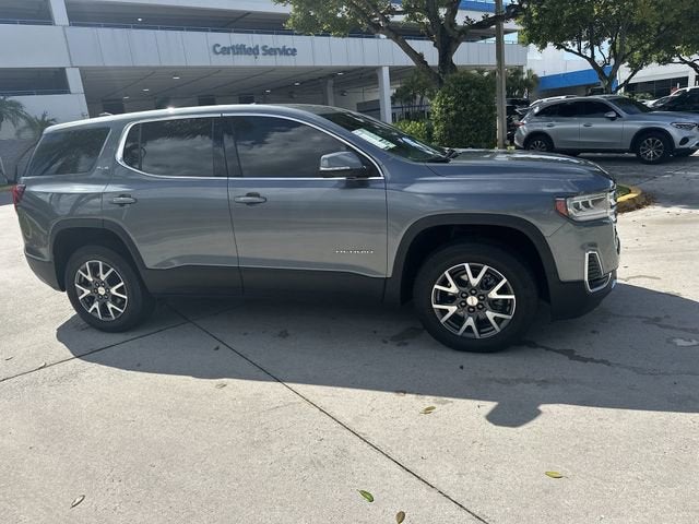 2022 GMC Acadia SLE