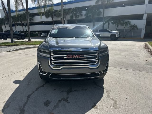 2022 GMC Acadia SLE
