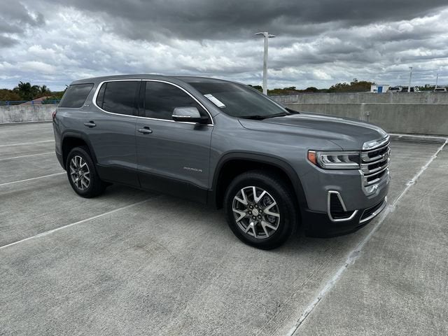 2022 GMC Acadia SLE