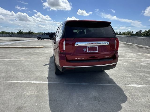 2023 GMC Yukon SLT