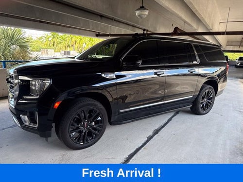 2023 GMC Yukon XL SLT