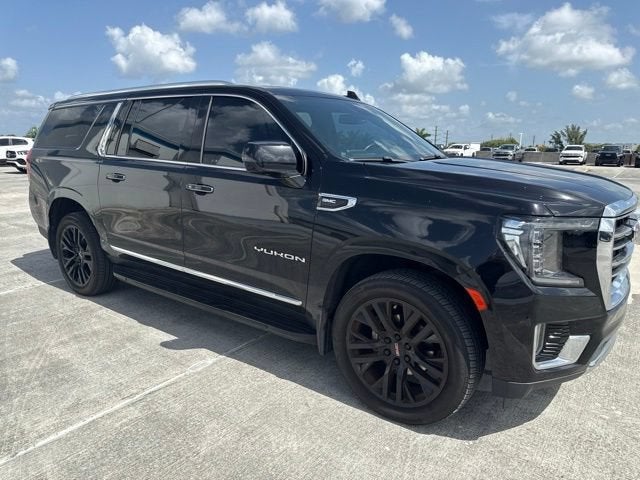 2023 GMC Yukon XL SLT