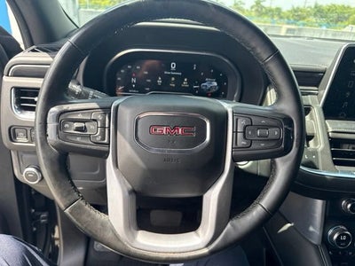 2023 GMC Yukon XL SLT