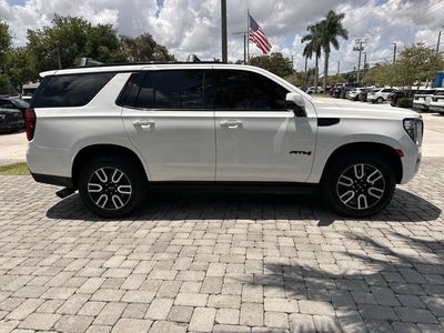 2023 GMC Yukon AT4