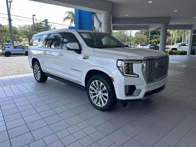 2022 GMC Yukon XL Denali