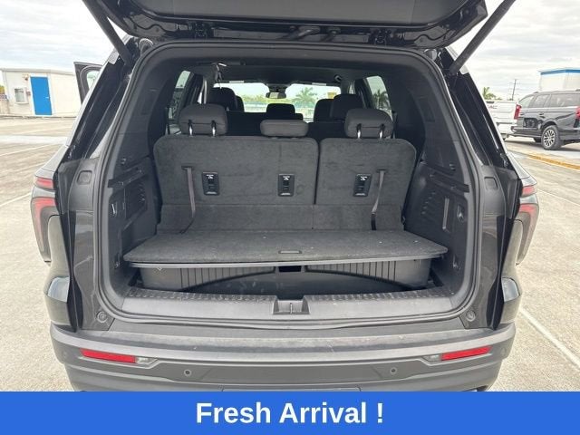 2024 Chevrolet Traverse LS