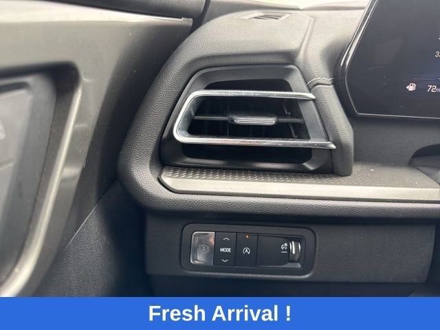 2024 Chevrolet Traverse LS