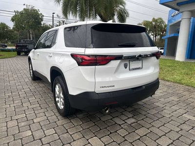 2023 Chevrolet Traverse LS