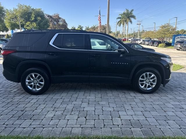 2021 Chevrolet Traverse LT Leather