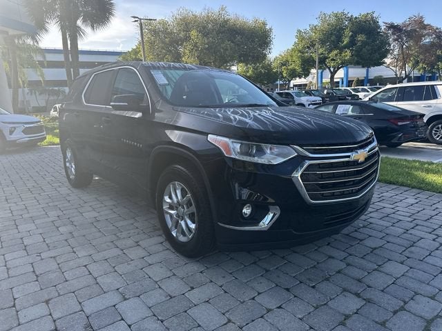 2021 Chevrolet Traverse LT Leather