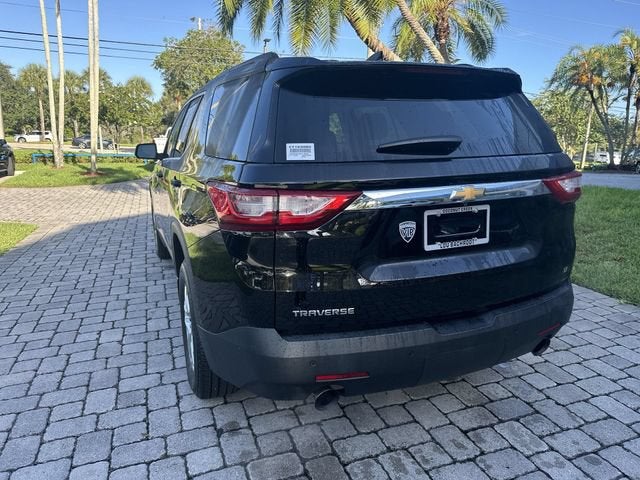 2021 Chevrolet Traverse LT Leather