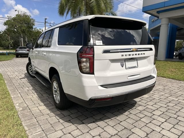2021 Chevrolet Suburban LS