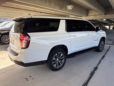 2024 Chevrolet Suburban LT