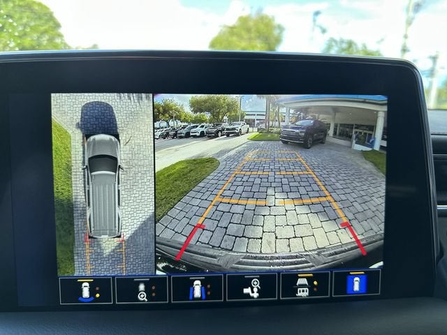 2023 Chevrolet Suburban RST