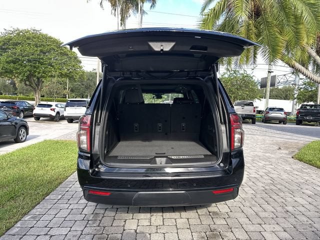 2023 Chevrolet Suburban RST