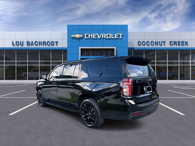 2023 Chevrolet Suburban RST