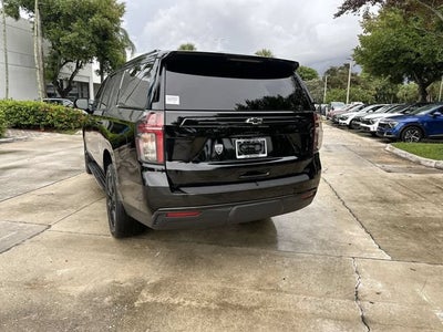 2024 Chevrolet Suburban RST